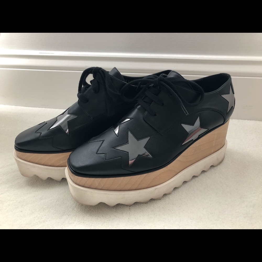 Stella McCartney Black Stars Elyse Sneakers.